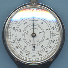 HC-HB Paris Mechanical Curvimeter: back scales (click for larger image, 48k)