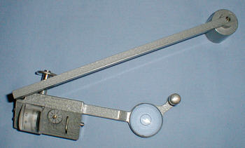 Compensating Polar Planimeter Bruning 80-535 (click for larger image, 75k)