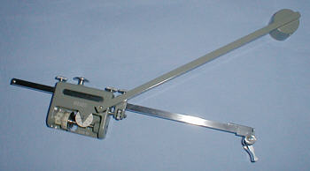 Kompensations-Polarplanimeter Reiss (gr&ouml;&szlig;eres Bild 53k)