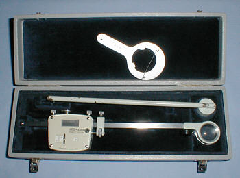 planimeter in its box (click for larger image, 78k)