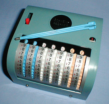 Schnellrechner: front view (click for larger image, 76k)