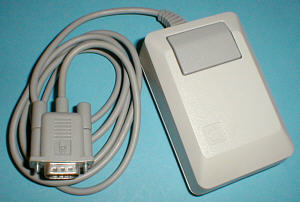 Apple Mouse IIc: top view (click for larger image, 59k)