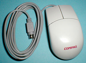 Compaq MUS3P: Draufsicht (gr&ouml;&szlig;eres Bild 62k)