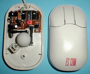 Escom CM-100: inside (click for larger image, 71k)