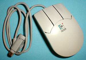 Logitech M-AC13-4MD: Draufsicht (gr&ouml;&szlig;eres Bild 63k)