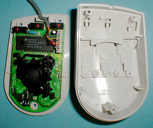 Logitech M-CJ17: inside (click for larger image, 83k)