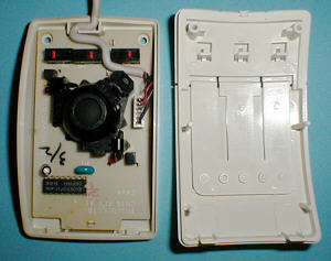 Logitech M-CN15-8MD: inside (click for larger image, 68k)