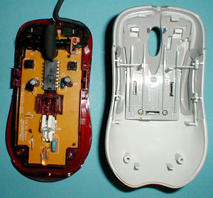 Microsoft IntelliMouse Optical USB and PS/2 Compatible: inside (click for larger image, 82k)