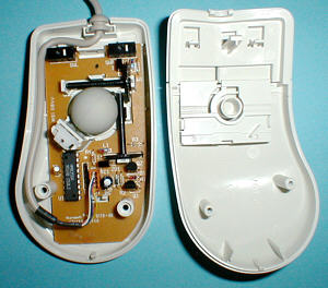 Microsoft Serial Mouse 2.0A: inside (click for larger image, 85k)