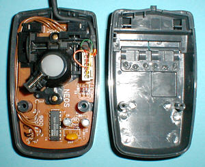 Sanyo MS-44L: inside (click for larger image, 100k)